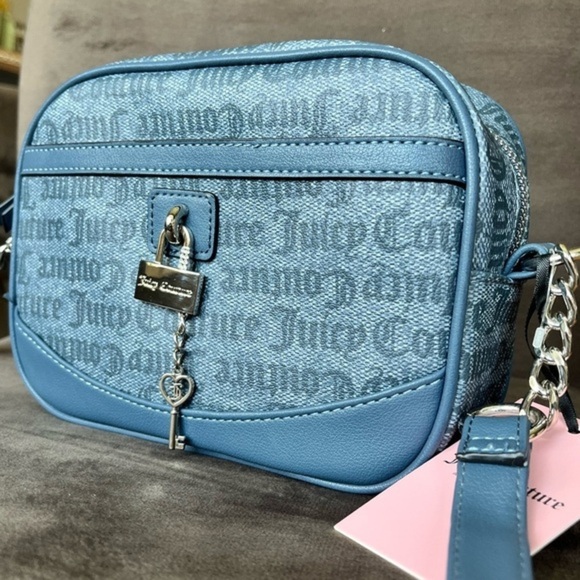 Juicy Couture Eastside Westside Camera Bag Denim Blue Lock Key Nwt